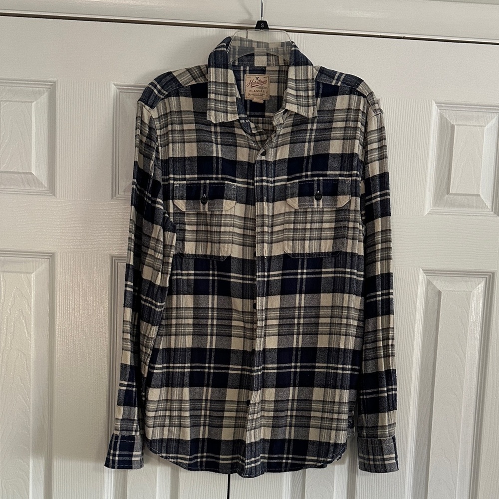 American Eagle Outfitters Navy and Cream Plaid Shirt